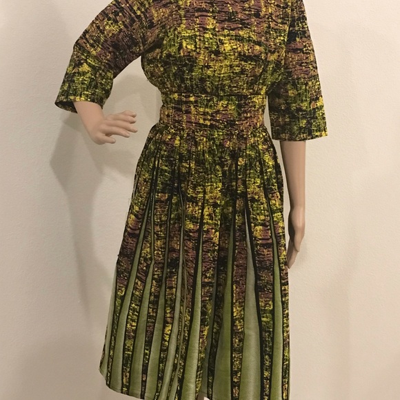 African Print Dress - Picture 5 of 8